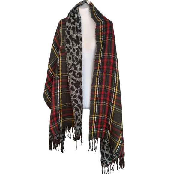 Mudpie Tartan Plaid Leopard Reversible Scarf Wrap Fringed One Size - Picture 7 of 7
